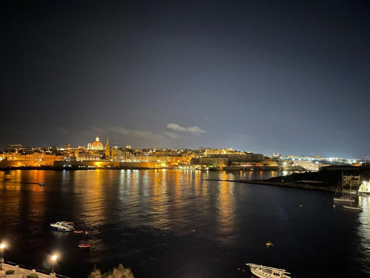Sliema Seaview Apartment- Valletta Views - Apt 8, 49 Tigne Point Mansions Kültér fotó